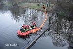  03.03.24 Tagesbilder PKL VU eingeklemmt K80 Willinghusen und Ölsperren legen Mühlenteich Glinde Diesel im Wasser